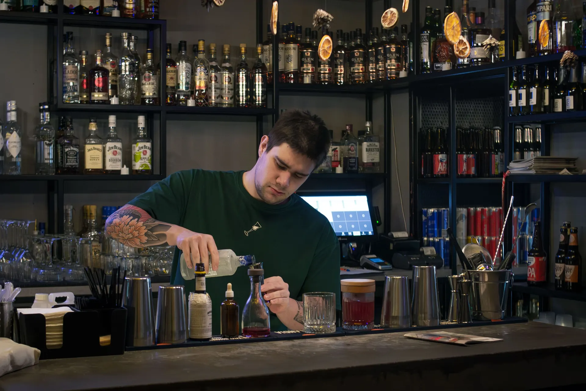 Coffee and bar service