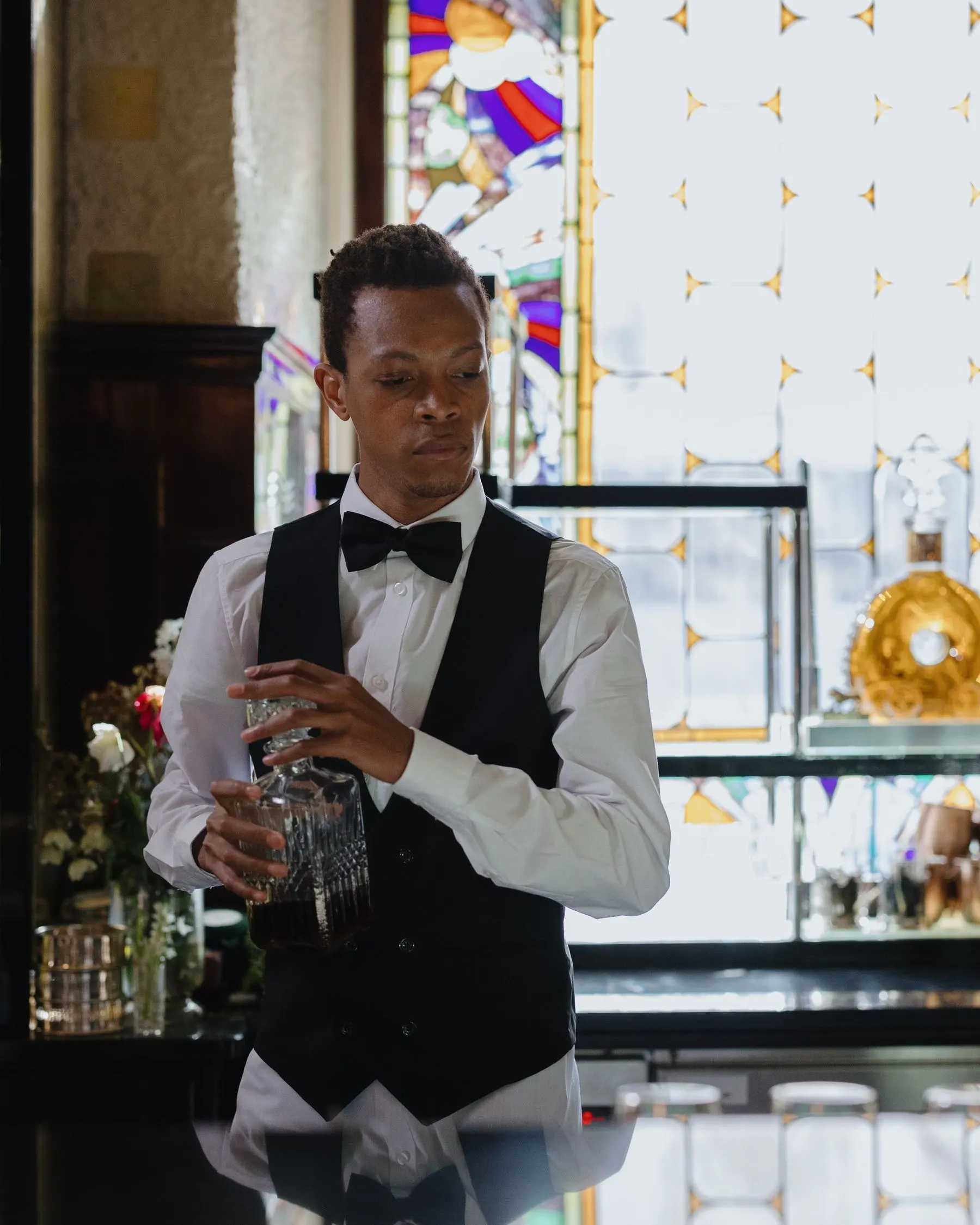 Bar consultant Marcus Lindberg behind a bar